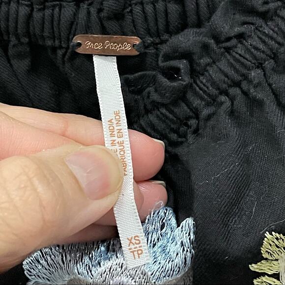 Free People Fleur Du Jour Mini in Black Size XS EUC - Picture 8 of 11